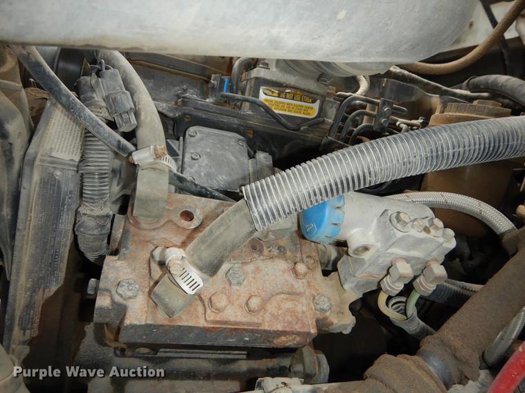 image for item DB8309 1999 Ford F800 digger derrick truck