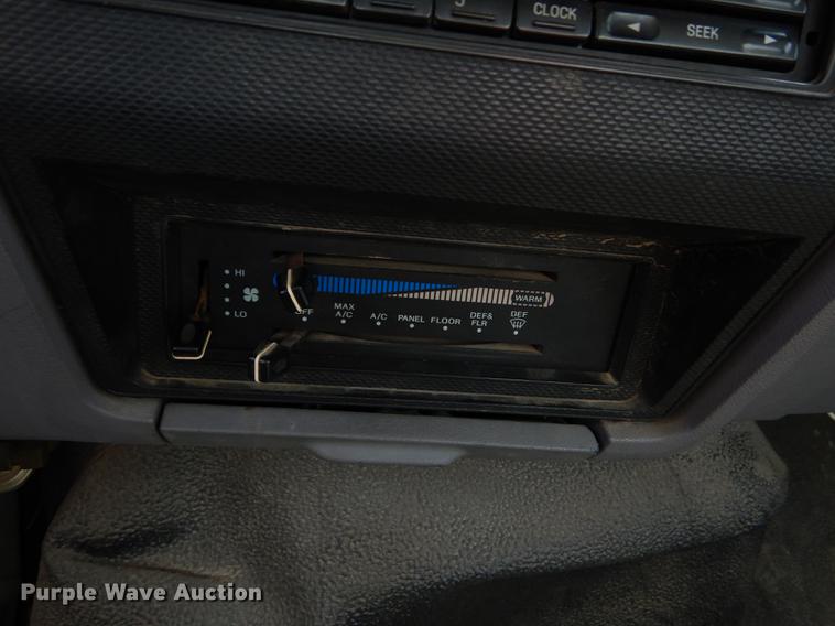 image for item DB8309 1999 Ford F800 digger derrick truck