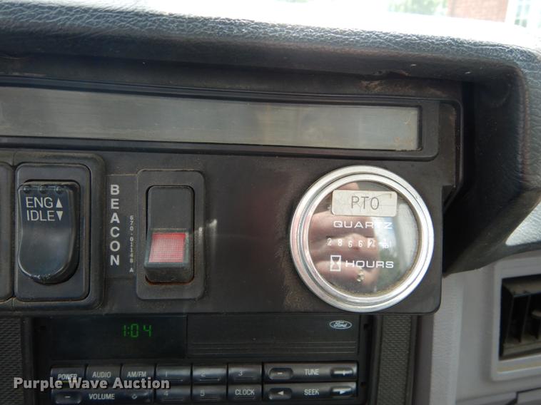 image for item DB8309 1999 Ford F800 digger derrick truck