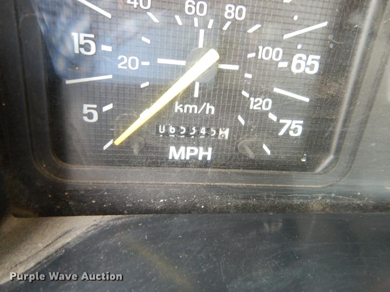 image for item DB8309 1999 Ford F800 digger derrick truck