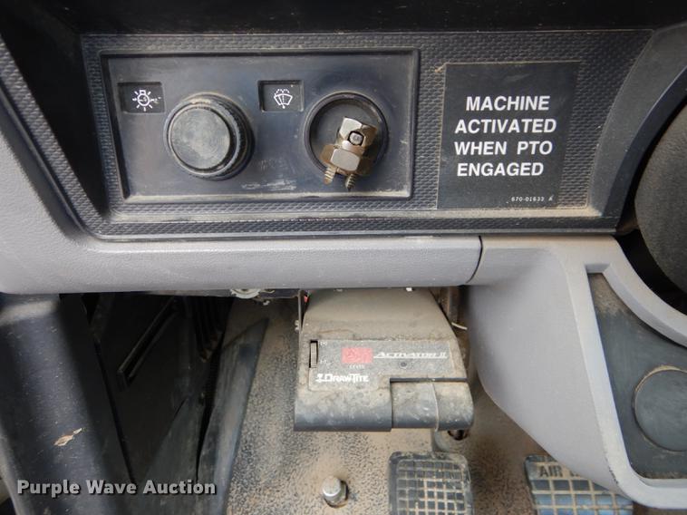 image for item DB8309 1999 Ford F800 digger derrick truck