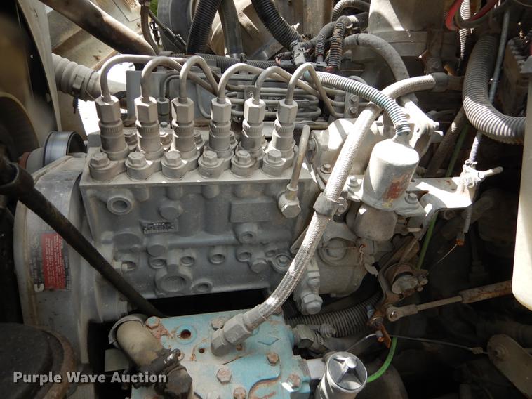 image for item DB8314 1996 Ford LN8000 vacuum truck