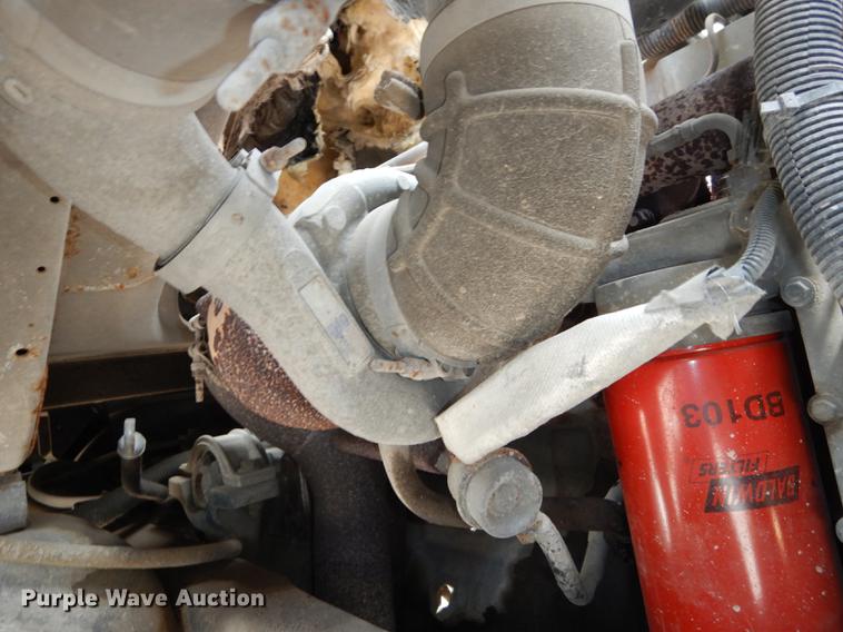 image for item DB8314 1996 Ford LN8000 vacuum truck