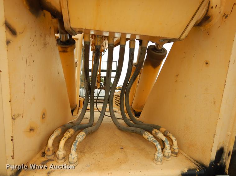 image for item DB8317 Gehl DL8H-44 telehandler