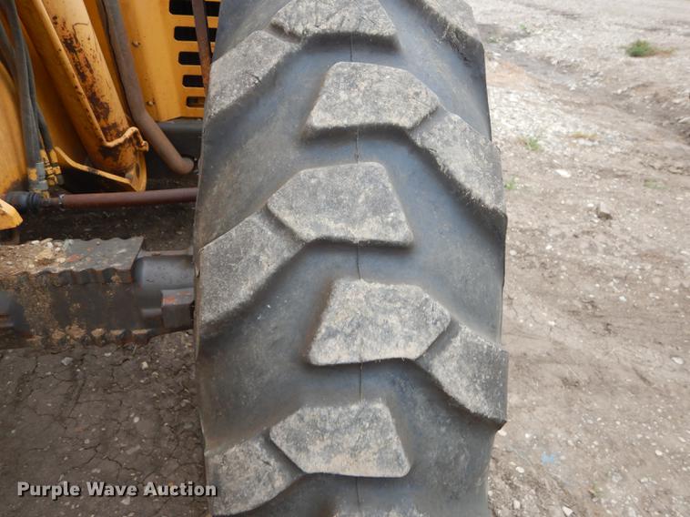 image for item DB8317 Gehl DL8H-44 telehandler