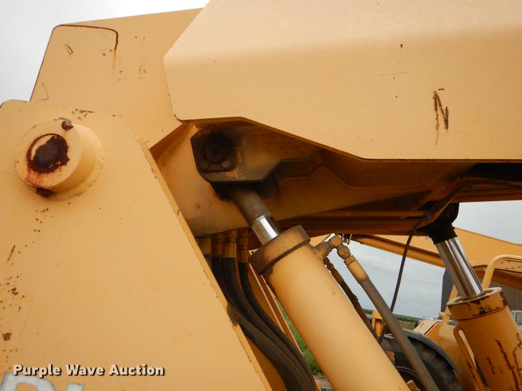 image for item DB8317 Gehl DL8H-44 telehandler