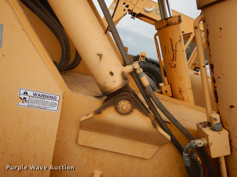 image for item DB8317 Gehl DL8H-44 telehandler