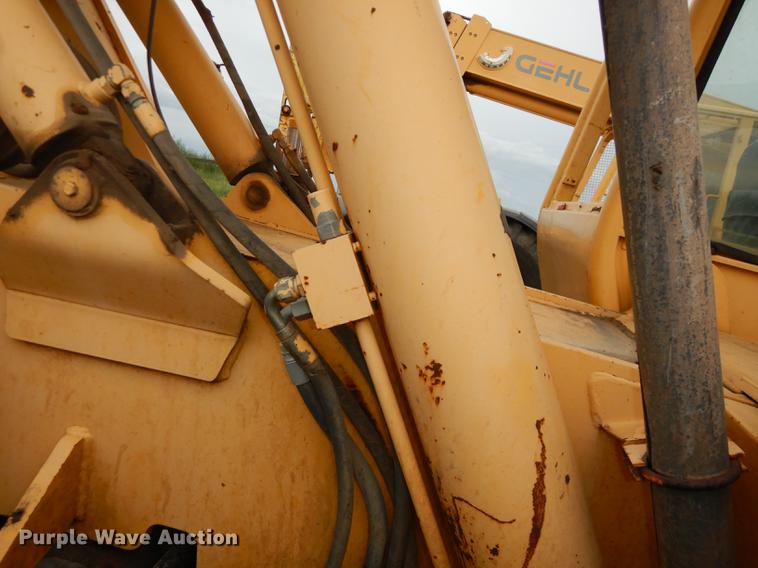 image for item DB8317 Gehl DL8H-44 telehandler