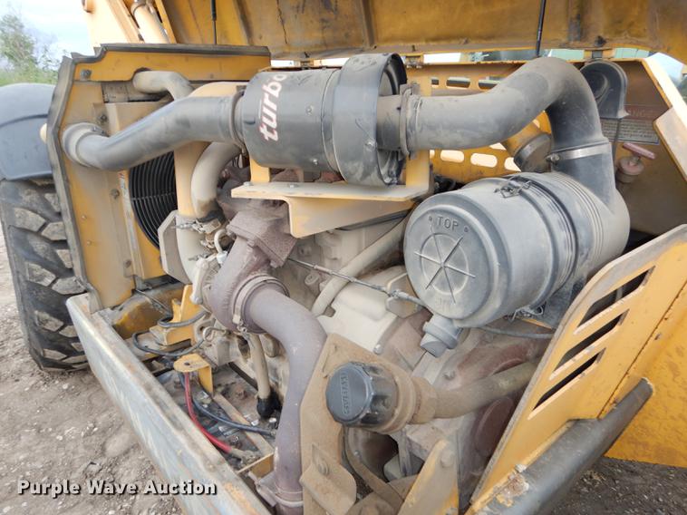 image for item DB8317 Gehl DL8H-44 telehandler