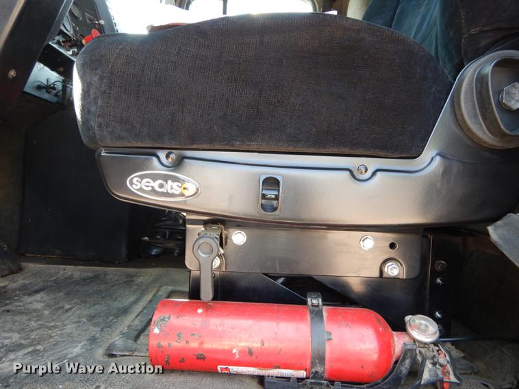 image for item DB8321 1993 International Eagle 9400 dump truck