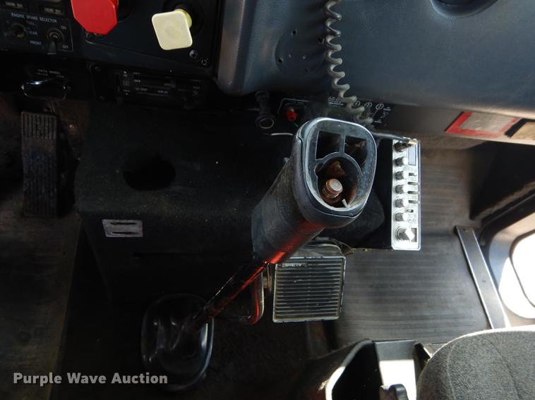 image for item DB8321 1993 International Eagle 9400 dump truck