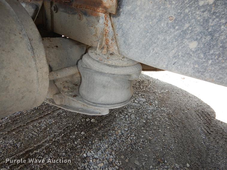 image for item DB8321 1993 International Eagle 9400 dump truck