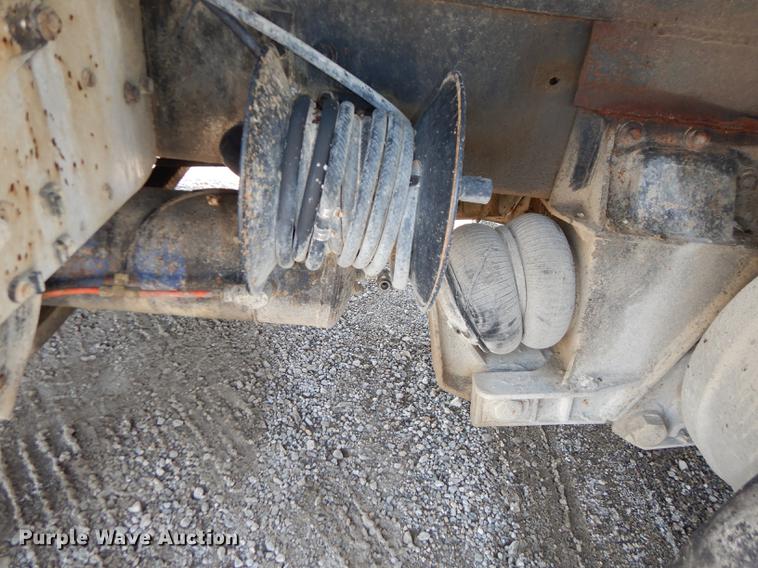 image for item DB8321 1993 International Eagle 9400 dump truck