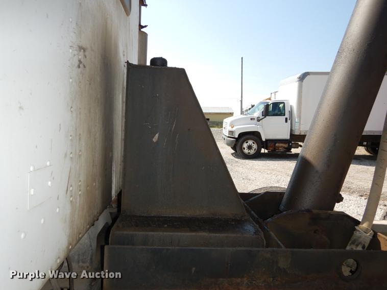 image for item DB8321 1993 International Eagle 9400 dump truck