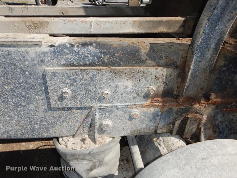 image for item DB8321 1993 International Eagle 9400 dump truck