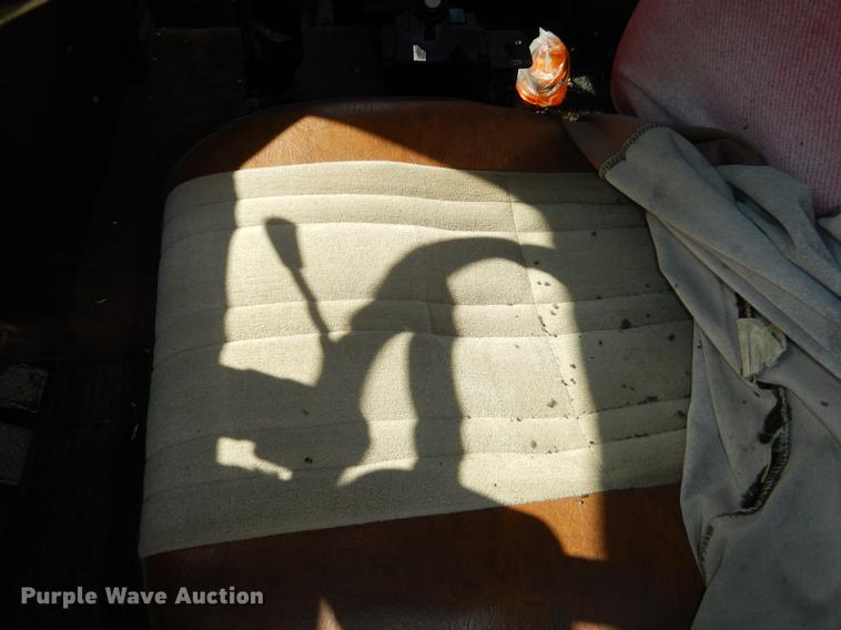 image for item DB8323 1985 Freightliner FLC semi truck