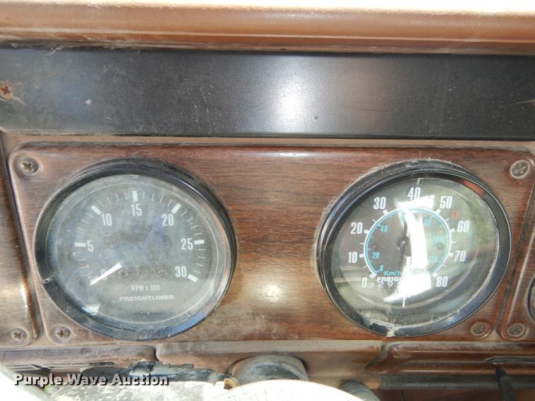 image for item DB8323 1985 Freightliner FLC semi truck