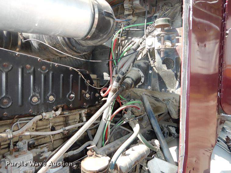 image for item DB8323 1985 Freightliner FLC semi truck