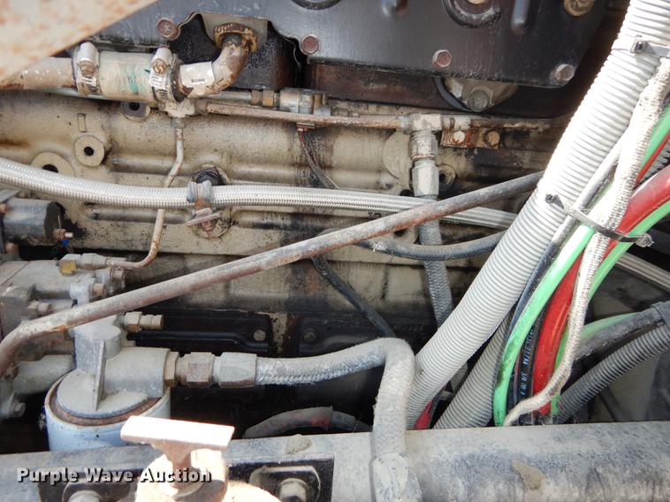 image for item DB8323 1985 Freightliner FLC semi truck