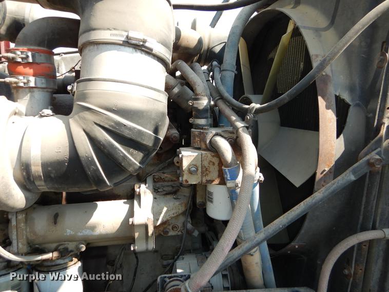 image for item DB8323 1985 Freightliner FLC semi truck