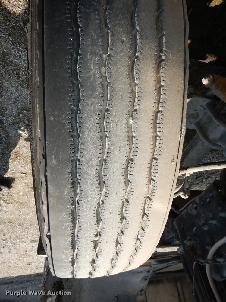 image for item DB8323 1985 Freightliner FLC semi truck