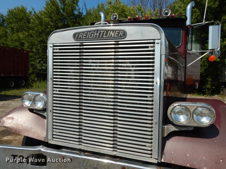 image for item DB8323 1985 Freightliner FLC semi truck
