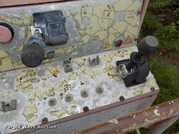 image for item DB8641 1999 JLG 40H boom lift