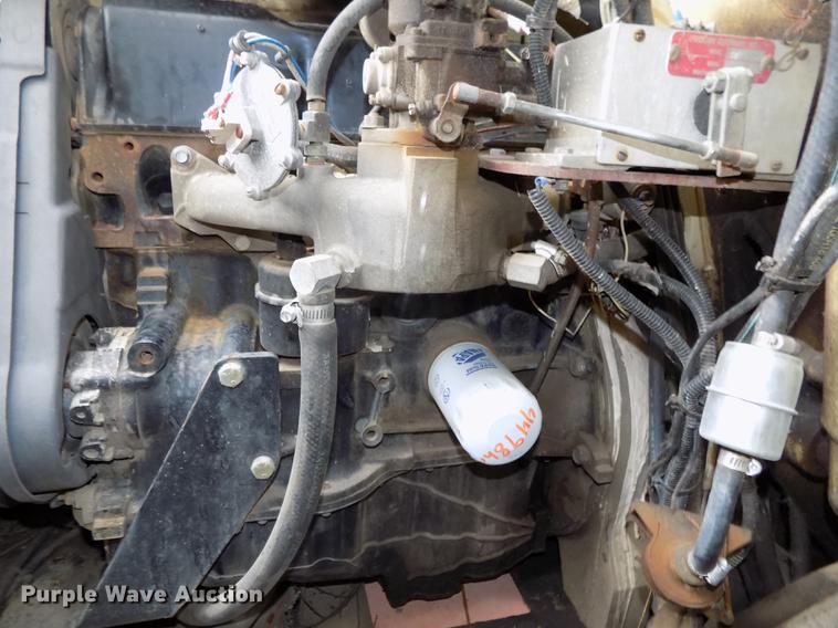 image for item DB8641 1999 JLG 40H boom lift