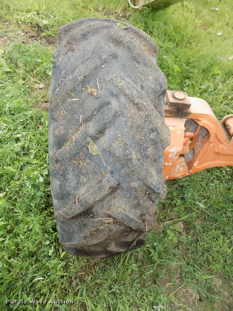 image for item DB8641 1999 JLG 40H boom lift