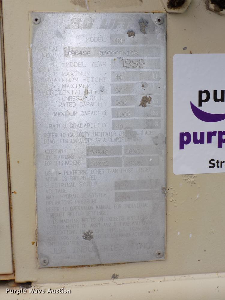 image for item DB8641 1999 JLG 40H boom lift