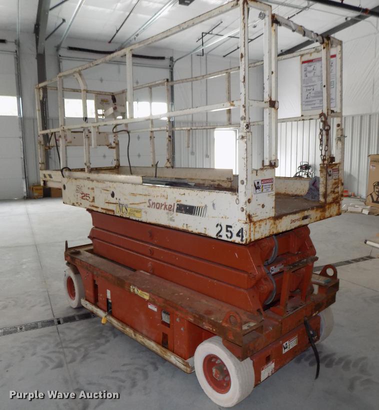 image for item DB8645 Snorkel SL25 scissor lift