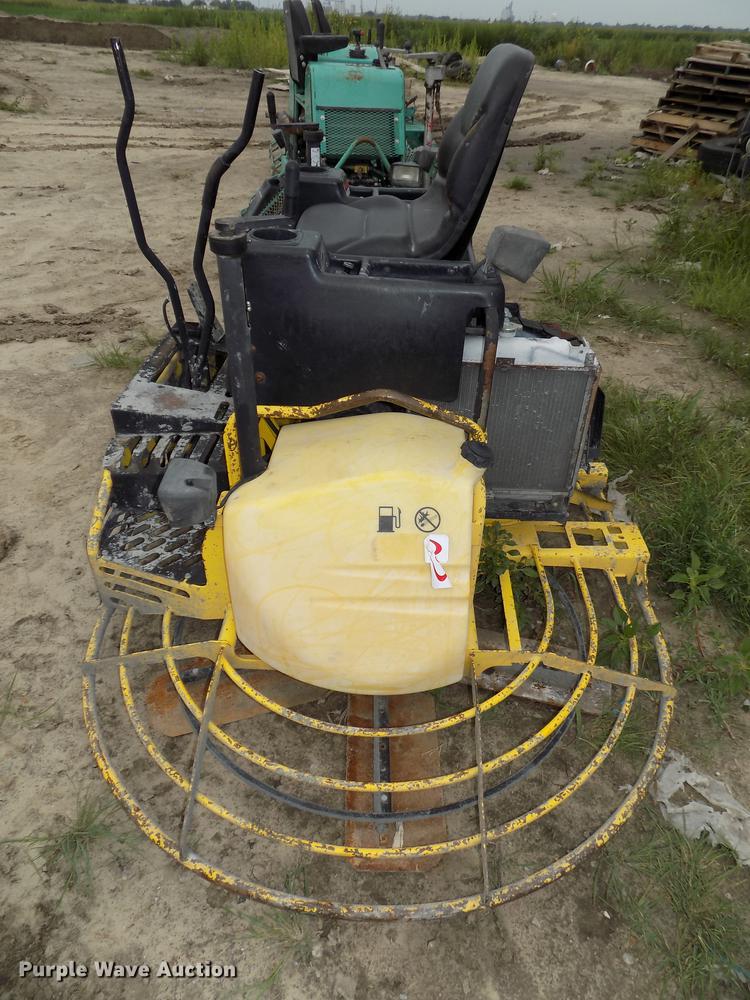 image for item DB8647 Wacker trowel