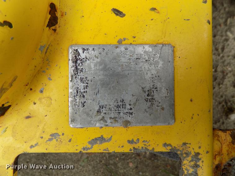 image for item DB8647 Wacker trowel