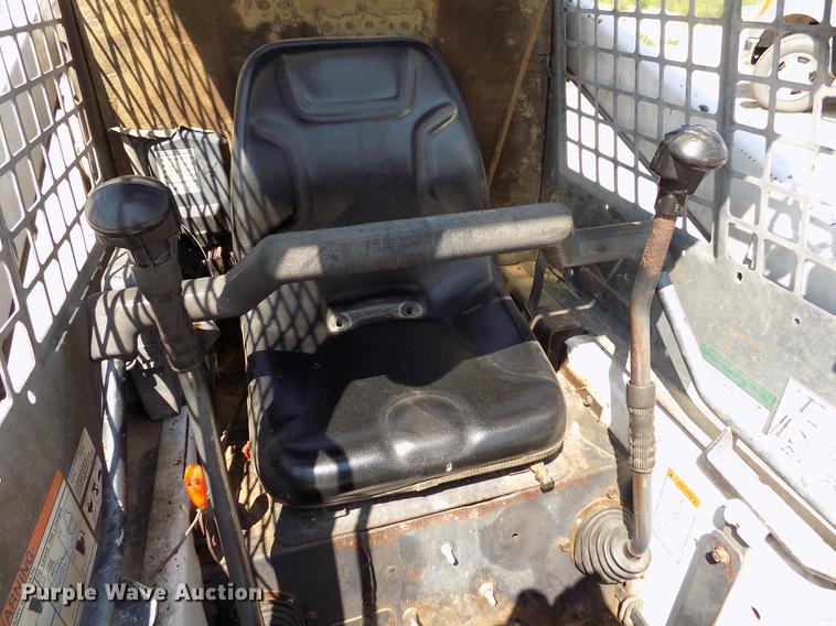 image for item DB9147 1998 Bobcat 751 skid steer