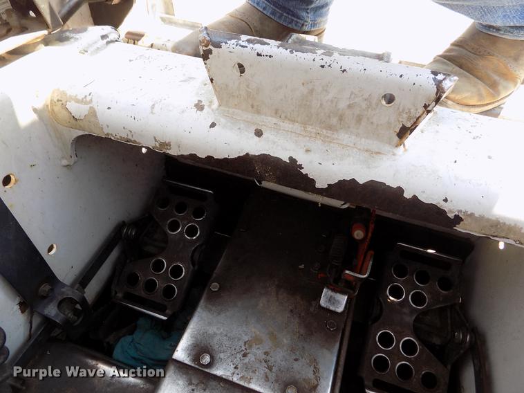 image for item DB9147 1998 Bobcat 751 skid steer