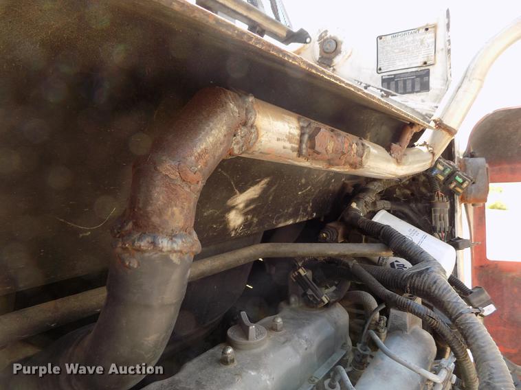 image for item DB9147 1998 Bobcat 751 skid steer