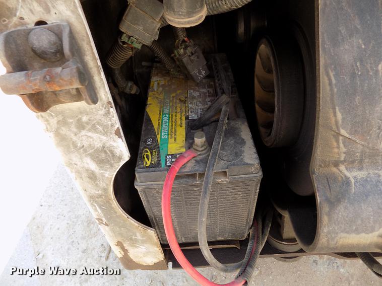 image for item DB9147 1998 Bobcat 751 skid steer