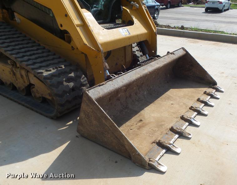 image for item DC7277 2015 Caterpillar 259D skid steer