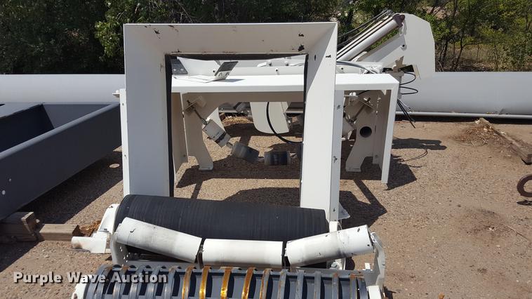 image for item DD1136 CEI belt sampler system