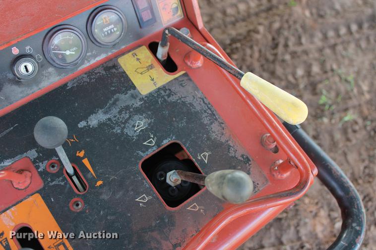 image for item DD5309 2007 Ditch Witch SK500 compact utility loader