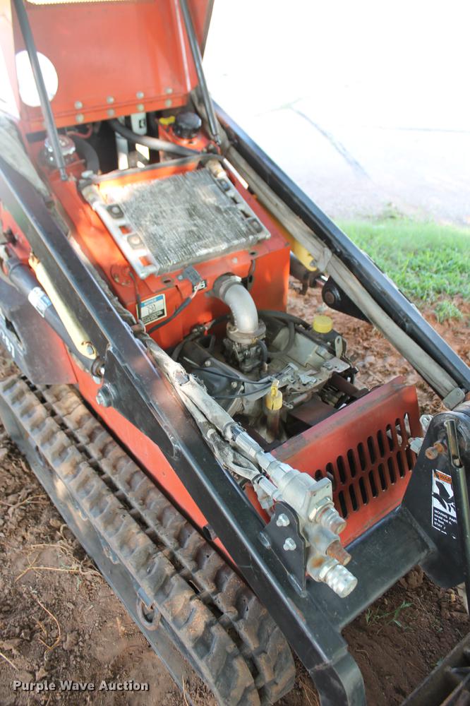 image for item DD5309 2007 Ditch Witch SK500 compact utility loader