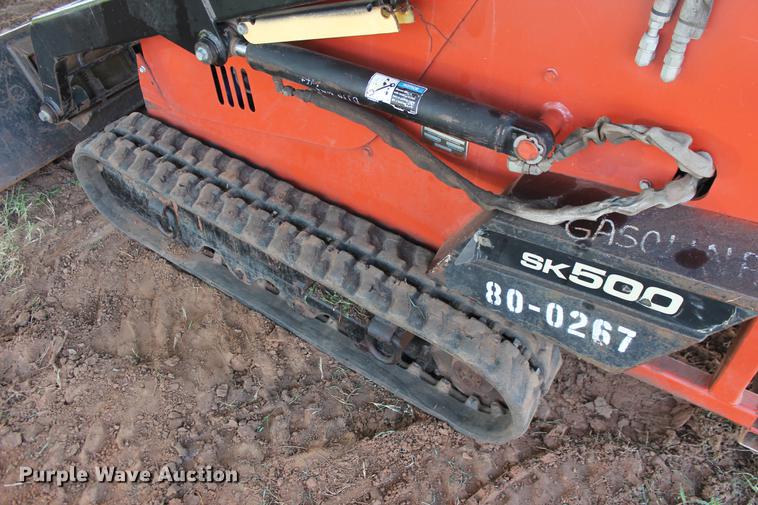 image for item DD5309 2007 Ditch Witch SK500 compact utility loader