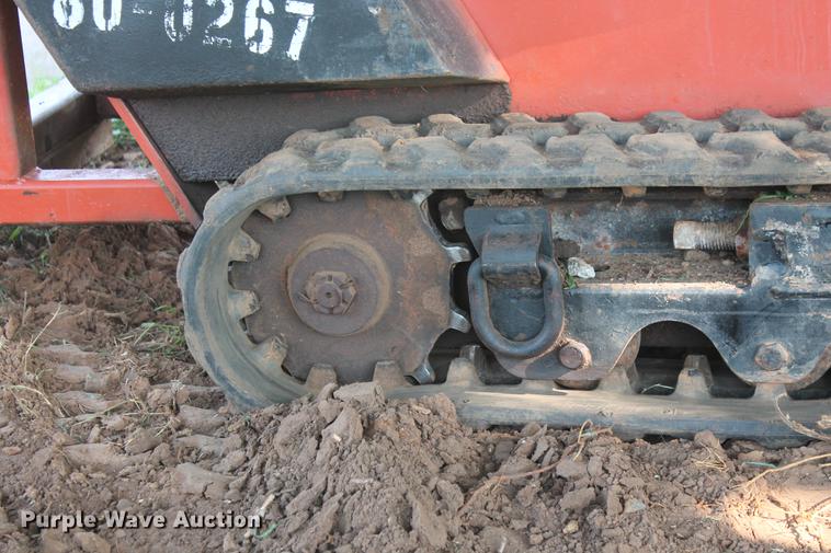 image for item DD5309 2007 Ditch Witch SK500 compact utility loader