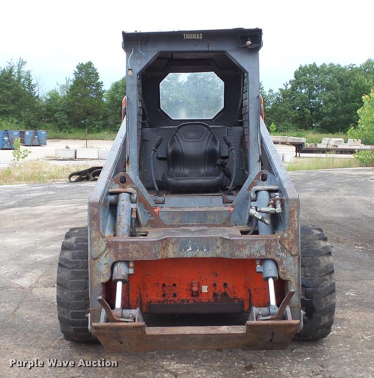 image for item DD7305 1999 Thomas T-245 skid steer