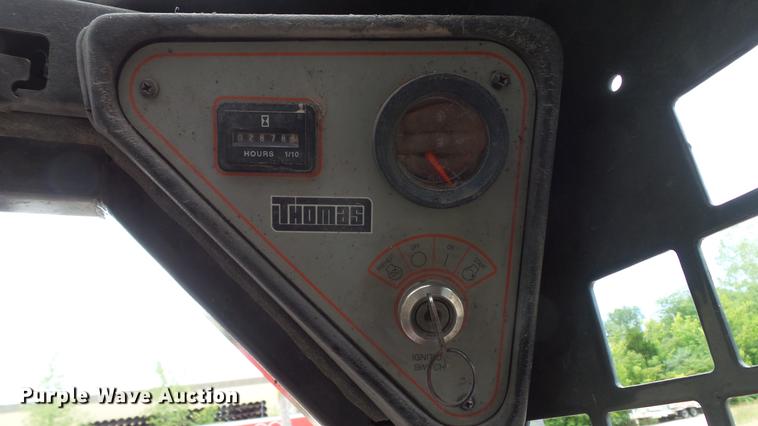 image for item DD7305 1999 Thomas T-245 skid steer
