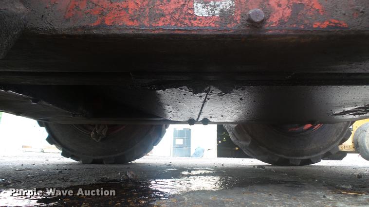 image for item DD7305 1999 Thomas T-245 skid steer