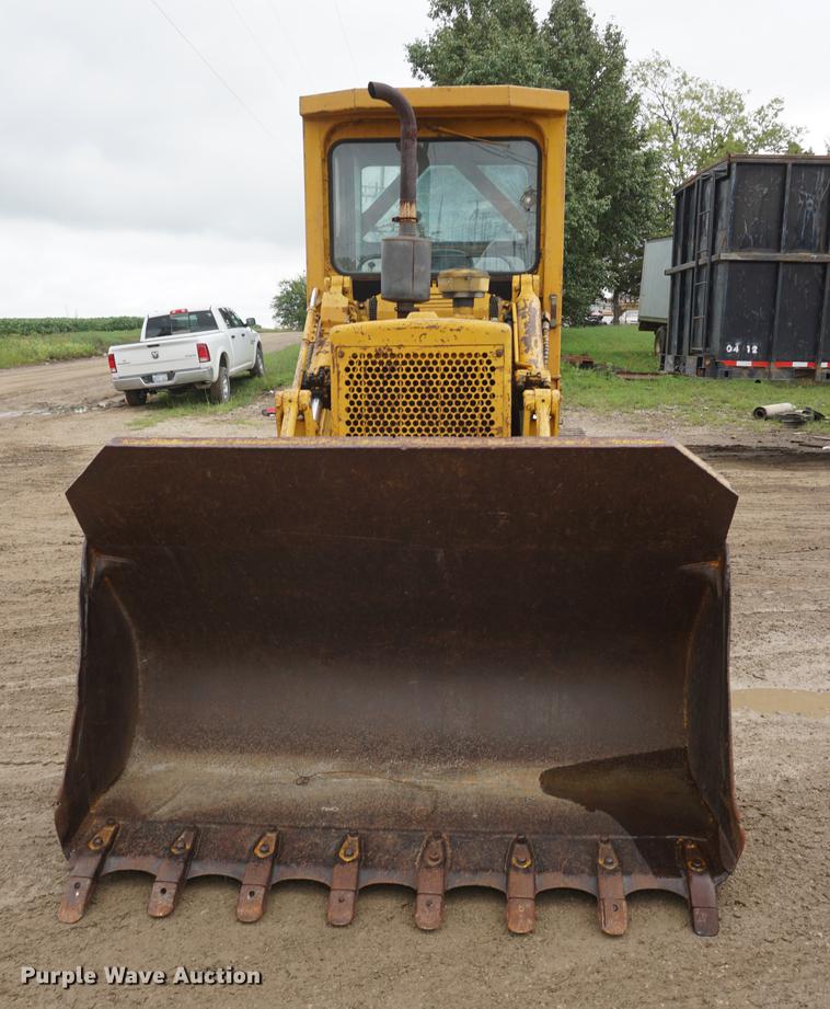 image for item DD7893 1968 Caterpillar 951B track loader