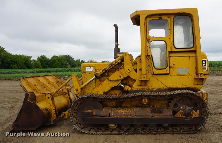 image for item DD7893 1968 Caterpillar 951B track loader