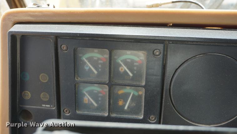 image for item DD7905 1993 Caterpillar IT28F wheel loader