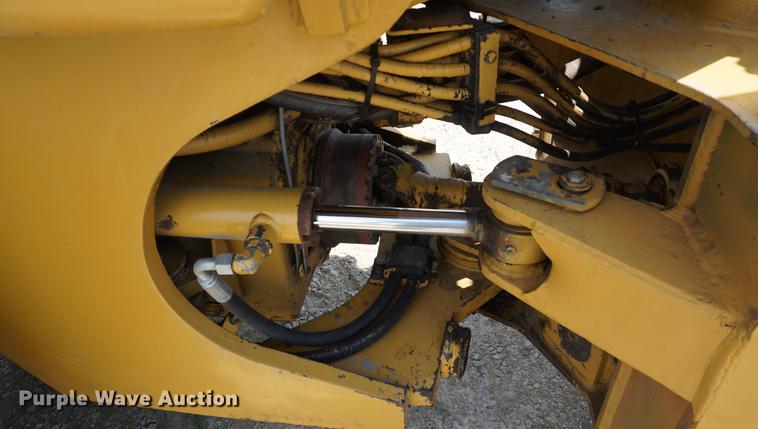image for item DD7905 1993 Caterpillar IT28F wheel loader